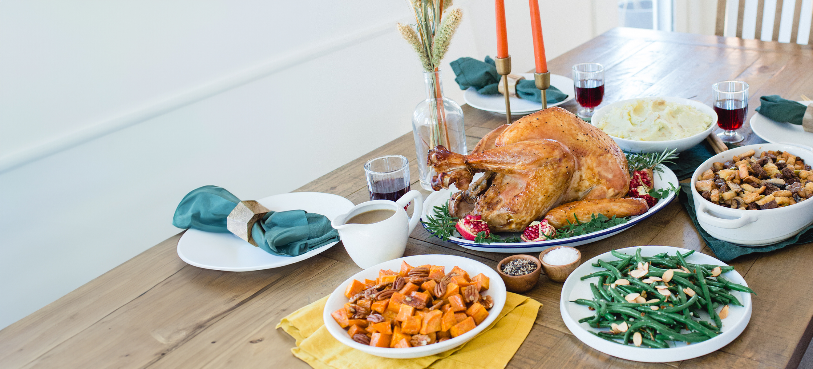 thanksgiving dinner on table 